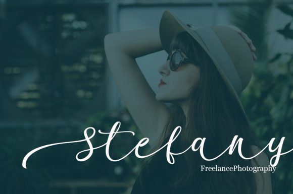 Garnita Script: A Delicate Flow for Editorial Design